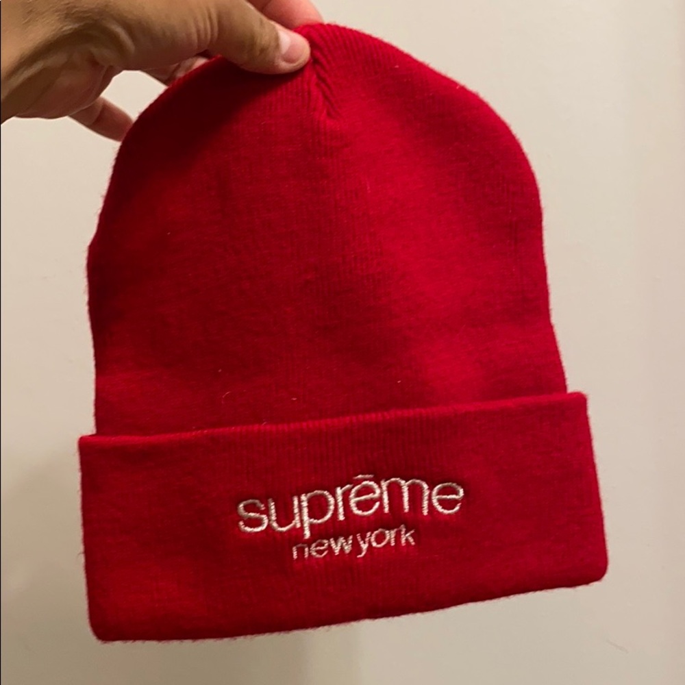 Supreme silver embroidered beanie